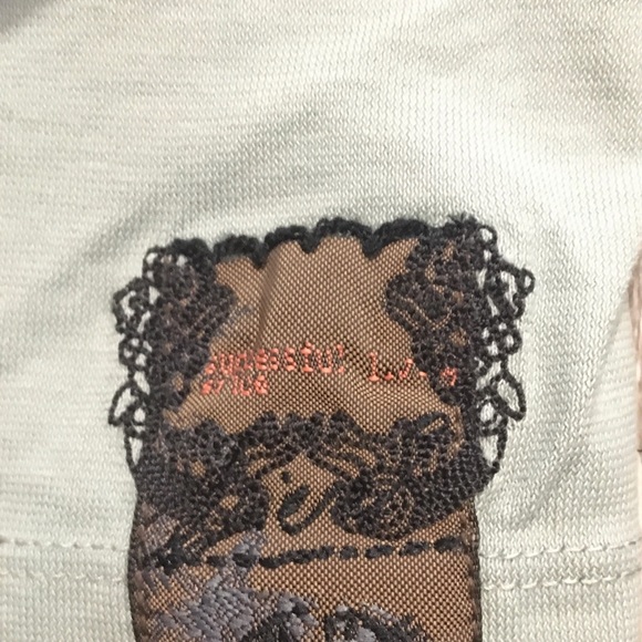 Vintage Diesel, Moss Green Embroidered Extra Long T Shirt Vintage 2000s - Picture 4 of 4